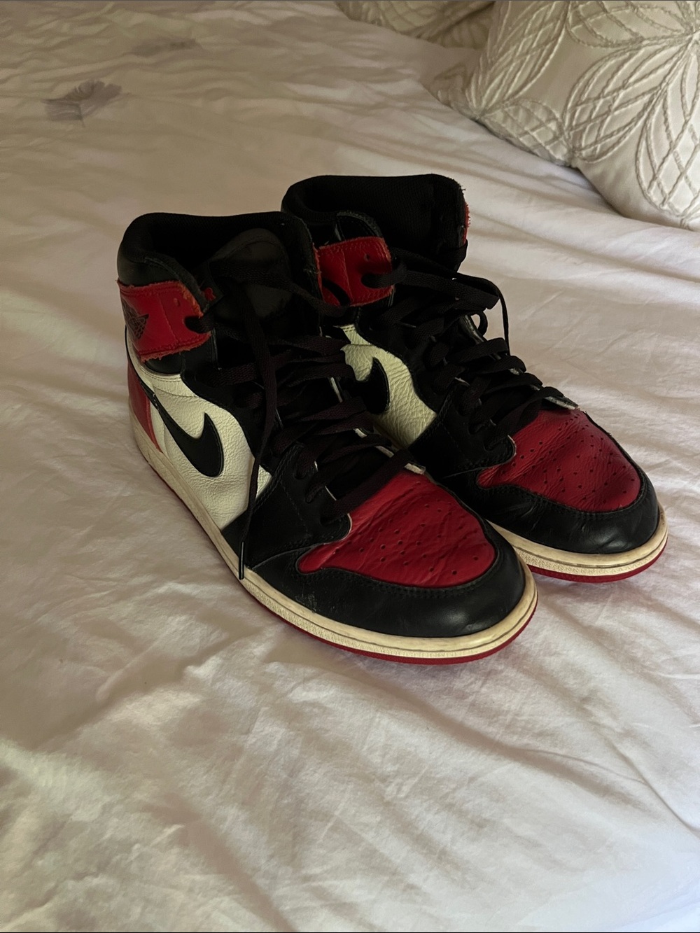 Nike Men’s Black/Red/White High-Top Sneakers